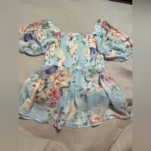 Womens floral boutique blouse *BRAND NEW*